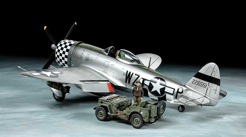 Tamiya 1/48 US P-47D Thunderbolt Bubbletop w/ 1/4t 4x4 Light