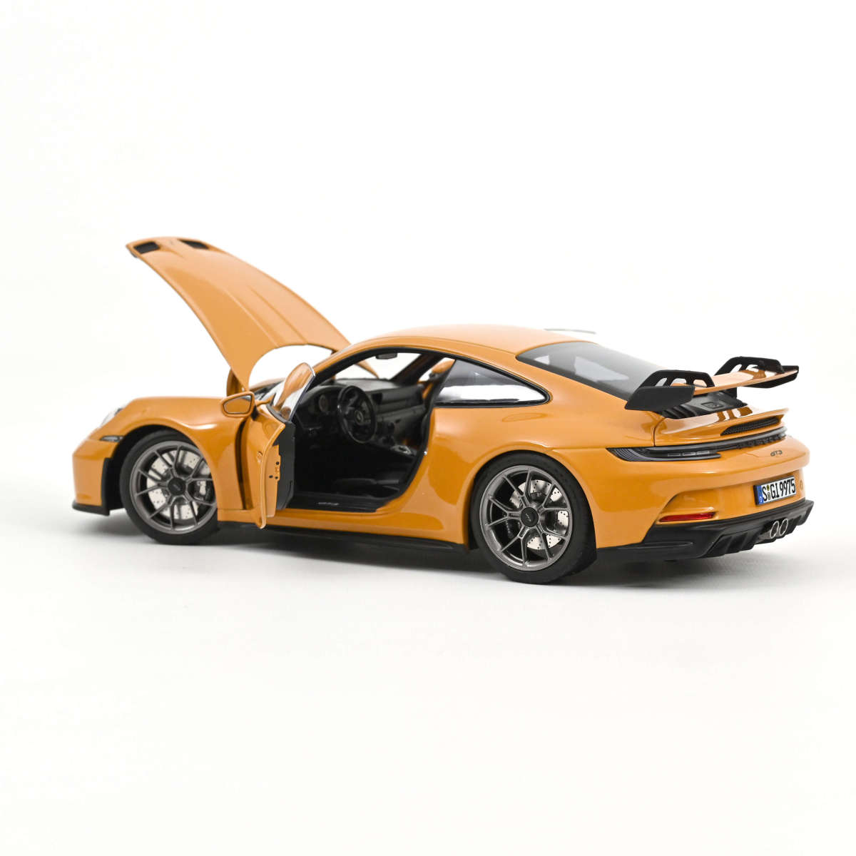 Norev 1/18 Porsche 911 (992) GT3 2021 Bahama Yellow 187387
