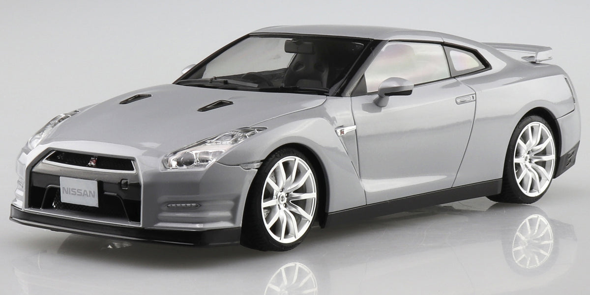 NISSAN GT-R 2014　1/24プリペイントモデル Aoshima 1/24 Nissan Skyline GT-R R35 2014 Pre-Painted Ultimate