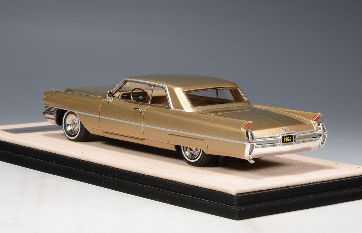 Stamp 1/43 1965 Cadillac Coupe de Ville Firemist Saddle STM64605