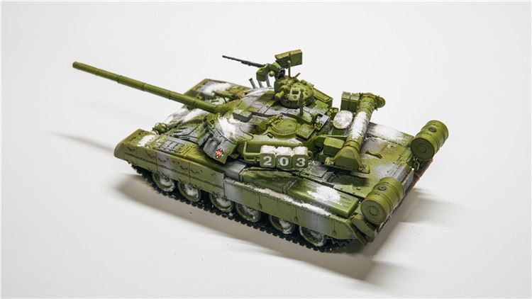 Modelcollect 1/72 Russian T-80UA MBT UA72062 – Burbank's House of