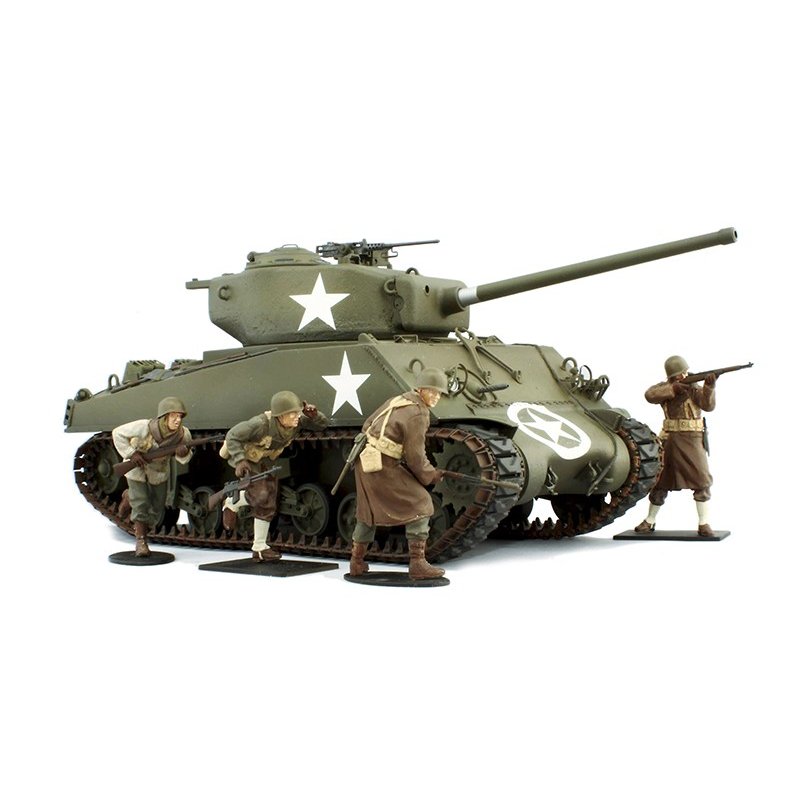 Asuka (Tasca) 1/35 US M4A3 (76)W Sherman w/ 4 Figures 35-048