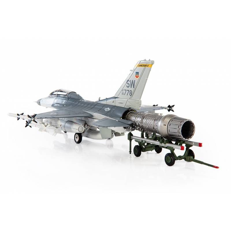 Calibre Wings 1/72 F-16D Viper Fighting Falcon CA721604