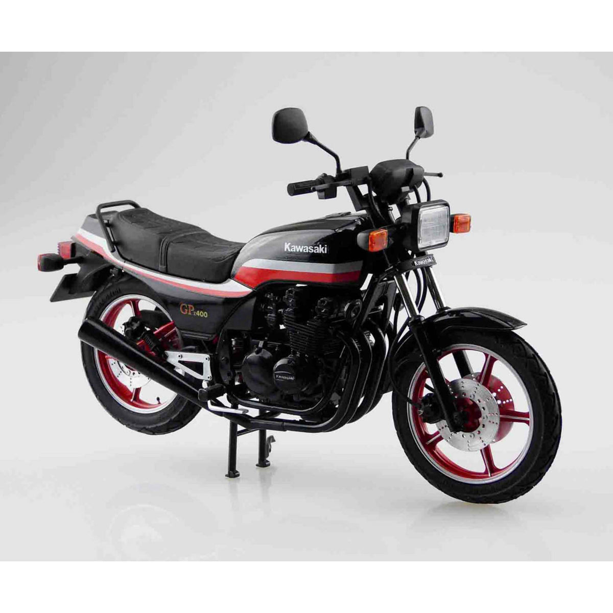Aoshima 1/12 Kawasaki Z400GP (1982) Motorcycle Plastic Kit 05456