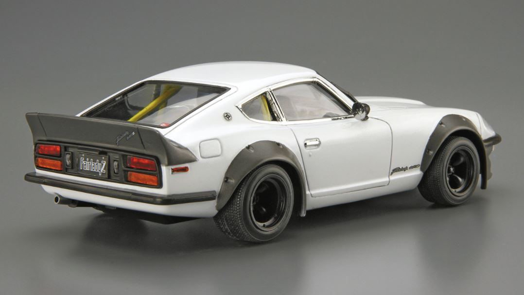 Aoshima 1/24 Nissan Fairlady Z Aero Custom 1975 Ver.2 06101