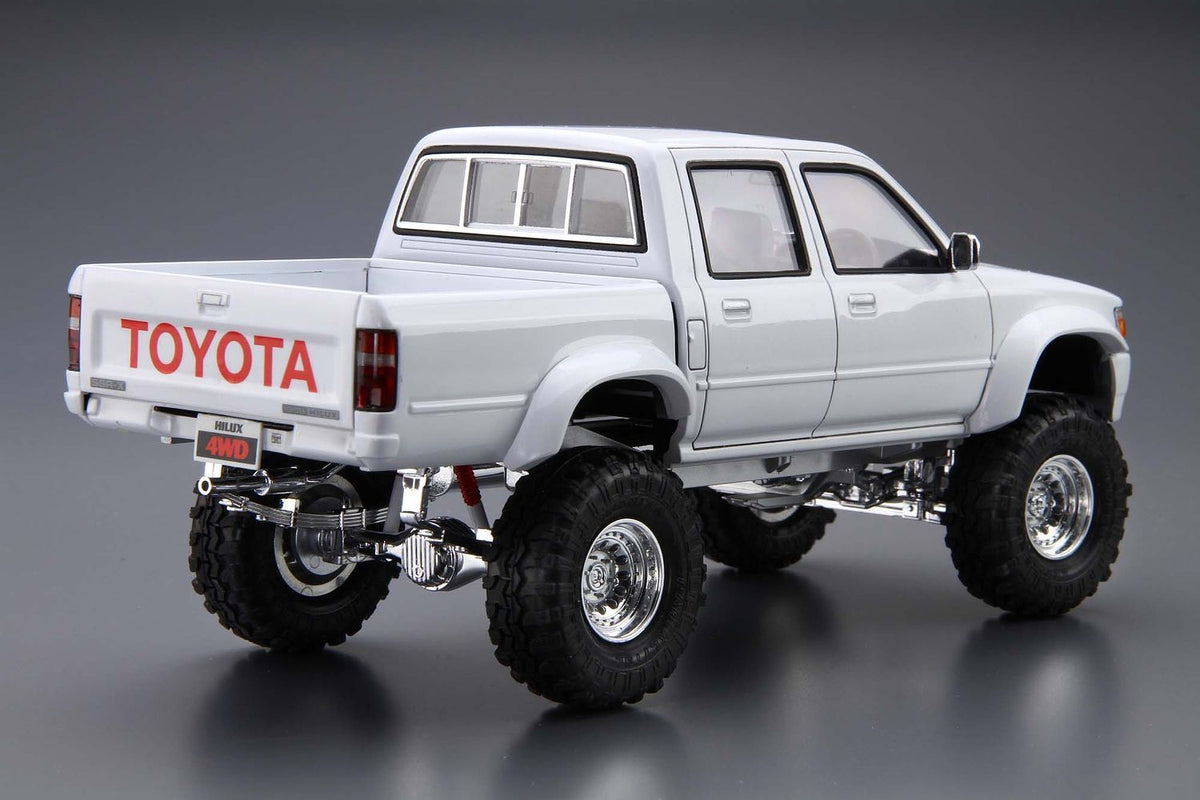 Aoshima 1/24 Toyota Hilux Double Cab Lift Up Pickup Truck 20088