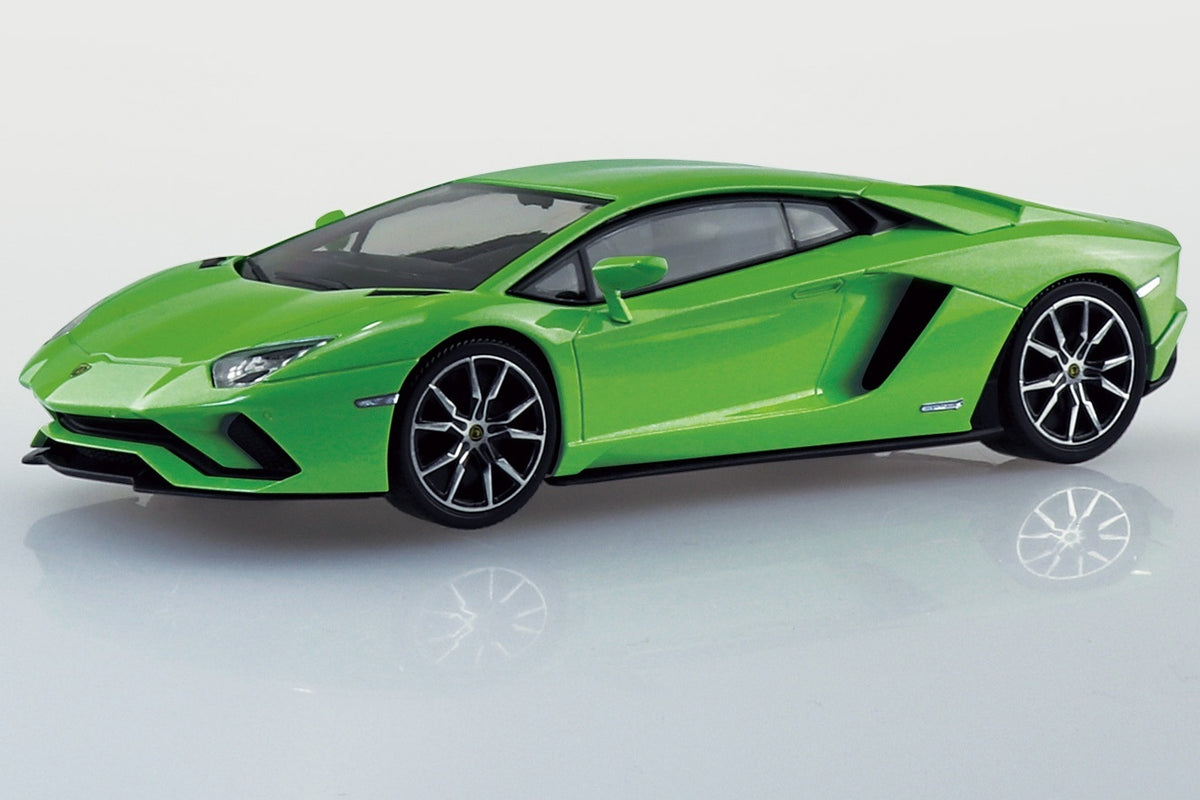 Aoshima Snap Kit 1/32 Lamborghini Aventedor S Pearl Green #12-D