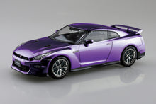 Load image into Gallery viewer, Aoshima Snap Kit 1/32 Nissan Skyline GT-R R35 Custom Wheel Met. Purple #03CU-MP 20409'