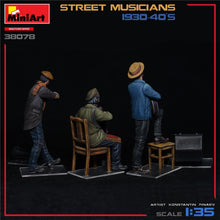 Load image into Gallery viewer, Miniart 1/35 Street Musicians 1930-40s 38078