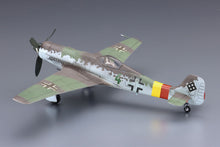 Load image into Gallery viewer, Aoshima 1/72 German Focke-Wulf Ta-152H-0 90508