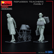 Load image into Gallery viewer, Miniart 1/35 Refugees Teacher's Famiy 1930-40s 38086