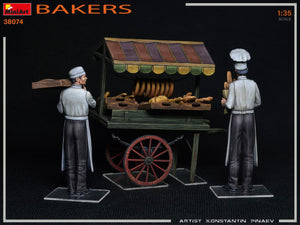 Miniart 1/35 Bakers 1930-40s 38074 SALE!