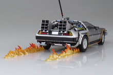 Load image into Gallery viewer, Aoshima 1/24 Back to the Future Part I Delorean Time Machine 06436