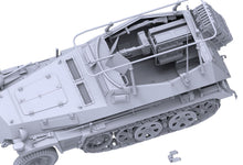 Load image into Gallery viewer, Das Werk 1/16 German Sd.Kfz. 250/3 Ausf. A Rommel's Halftrack GREIF DW16019'