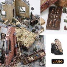 Load image into Gallery viewer, Liang Model 1/35 WWII Flexible Shoeprint Tools Liang-0406a