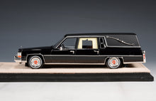 Load image into Gallery viewer, Stamp 1/43 1980 Cadillac Superior Hearse Black 80801