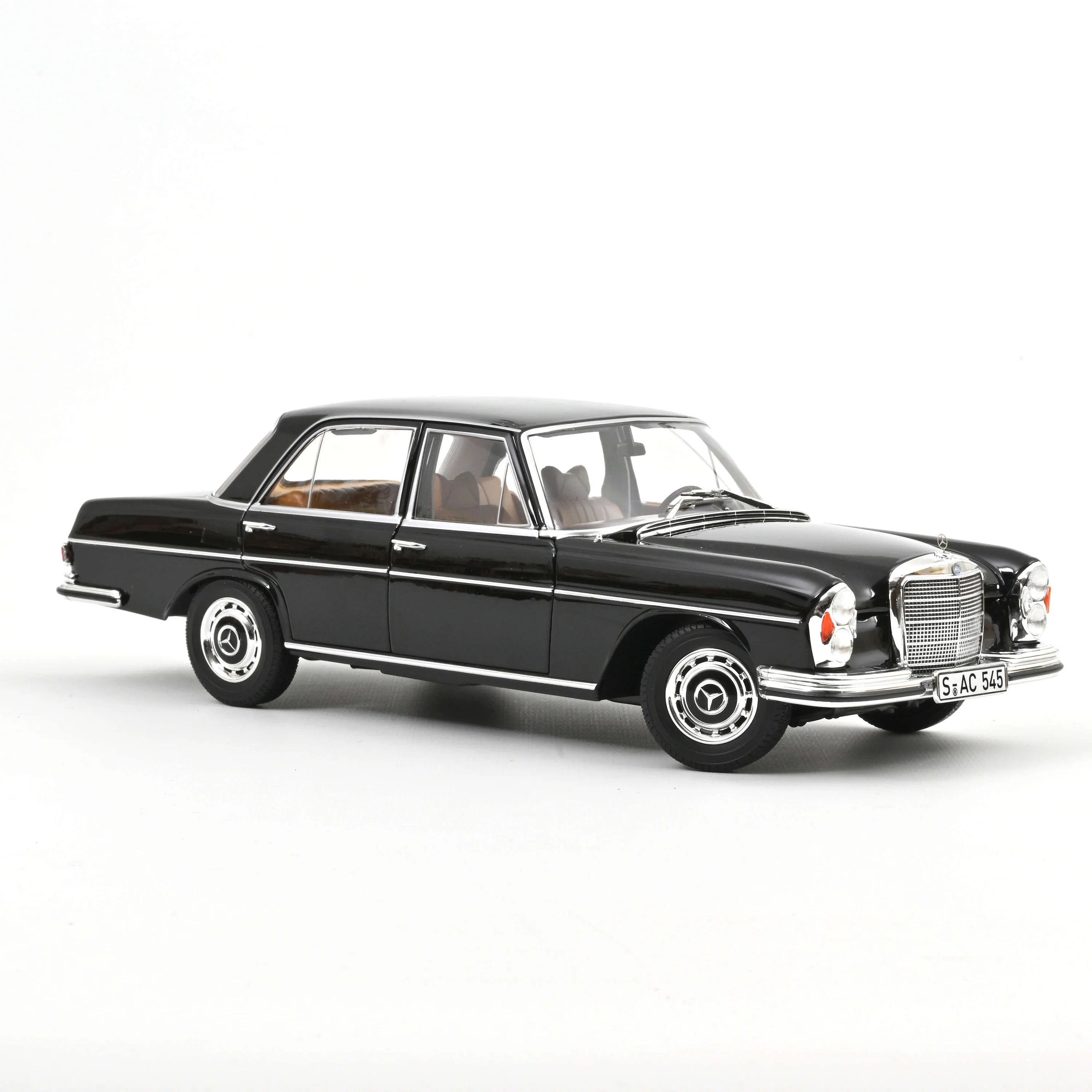 Norev 1/18 Mercedes-Benz 280 SE 1968 Black 183360 – Burbank's