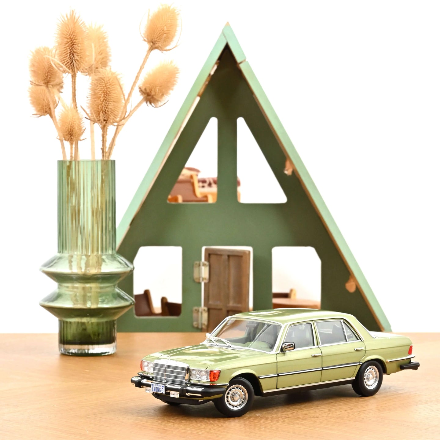 Norev 1/18 Mercedes-Benz 450 SEL US Ver. 
