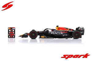 Spark 1/18 Oracle Red Bull Racing RB19 #1 Winner Dutch GP 2023