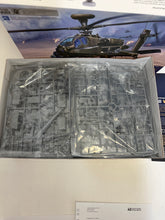 Load image into Gallery viewer, Meng 1/35 US AH-64D Apache Longbow QS-004D Damaged Box SALE!