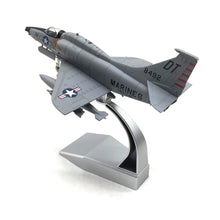 Load image into Gallery viewer, Diecast Warbirds 1/72 Douglas A-4M Skyhawk FS023A