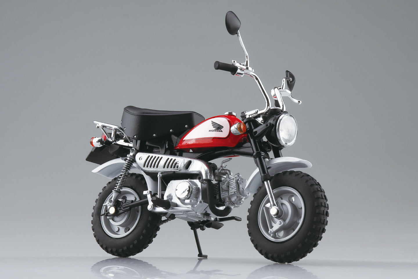 【激レア】【超美品】　Honda Monkey タンク 赤/クリーム Aoshima 1/12 Honda Monkey Limited Fighting Red DIECAST 11169