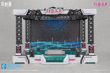 Load image into Gallery viewer, SoSkill Hatsune Miku "Sing For The Future" Plastic Model Kit MIKU01'