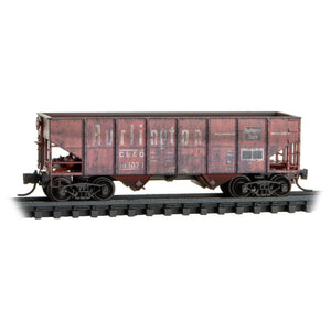 Micro-Trains N CB&Q 33' Rib Side 2-Bay Hoppers Weathered 2-Pack 983 05 089