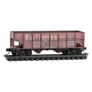 Micro-Trains N CB&Q 33' Rib Side 2-Bay Hoppers Weathered 2-Pack 983 05 089