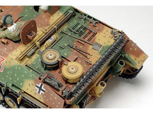 Load image into Gallery viewer, Tamiya 1/35 German Jagdpanzer Iv/70(V) Lang 35340'