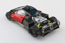 Load image into Gallery viewer, Aoshima 1/24 Pagani Zonda F 2005 20286