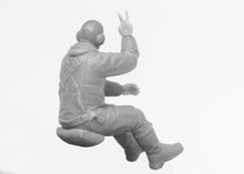 Load image into Gallery viewer, ICM 1/32 British RAF Pilots 1939/45 3 Figures 32105
