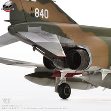 Load image into Gallery viewer, Zoukei-Mura 1/48 US F-4C Phantom II Wild Weasel IV SWS-16