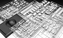 Load image into Gallery viewer, Revell 1/144 International Space Station ISS 25th Anniversary Platinum 05651
