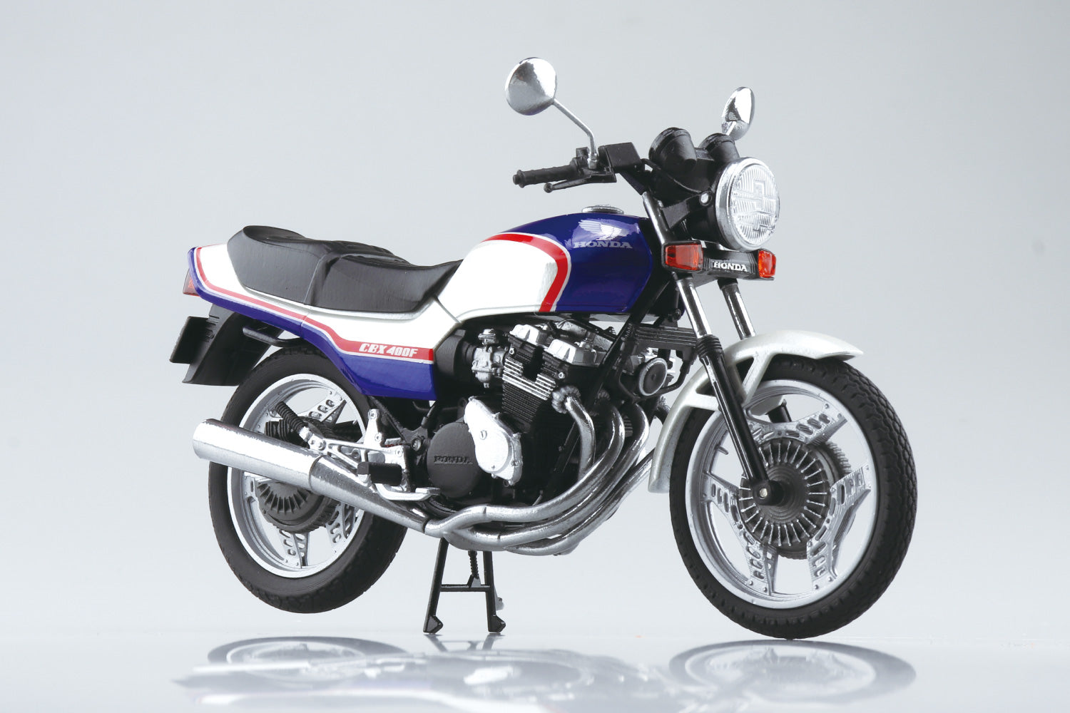 Aoshima 1/12 Honda CBX400F Pearl/Candy Blue DIECAST 11159