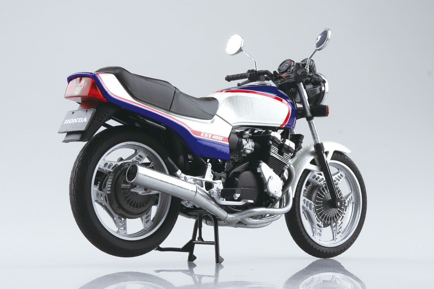 Aoshima 1/12 Honda CBX400F Pearl/Candy Blue DIECAST 11159