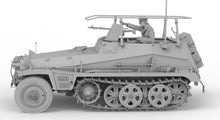Load image into Gallery viewer, Das Werk 1/16 German Sd.Kfz. 250/3 Ausf. A Rommel's Halftrack GREIF DW16019'