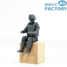 Load image into Gallery viewer, Magic Factory 1/35 USMC MRZR D4 Crew Set (Resin) 7502