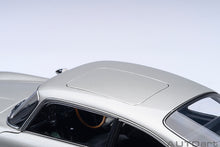 Load image into Gallery viewer, AUTOart 1/18 Aston Martin DB5 "Goldfinger" w/Weapons Silver 70296