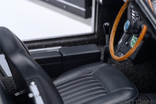 Load image into Gallery viewer, AUTOart 1/18 Aston Martin DB5 "Goldfinger" w/Weapons Silver 70296