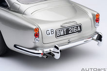 Load image into Gallery viewer, AUTOart 1/18 Aston Martin DB5 "Goldfinger" w/Weapons Silver 70296