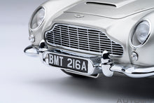 Load image into Gallery viewer, AUTOart 1/18 Aston Martin DB5 "Goldfinger" w/Weapons Silver 70296
