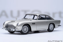 Load image into Gallery viewer, AUTOart 1/18 Aston Martin DB5 "Goldfinger" w/Weapons Silver 70296