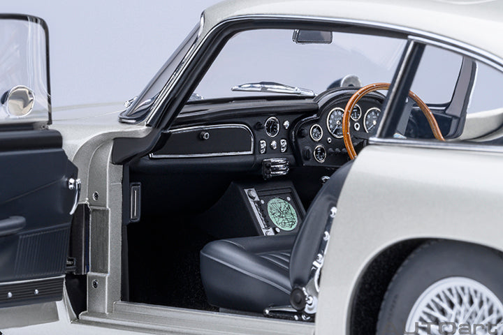 AUTOart 1/18 Aston Martin DB5 