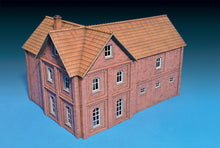 Load image into Gallery viewer, MiniArt 1/72 Administrative Building w/ Workshop 72021