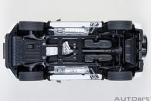Load image into Gallery viewer, AUTOart 1/18 Mercedes-AMG G63 2019 Brilliant White Metallic 76356