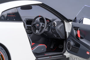 AUTOart 1/18 Nissan GT-R (R35) Nismo 2022 SE Brilliant White Pearl 77501