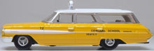 Load image into Gallery viewer, Oxford 1/87 HO 87FC64002 Ford Country Squire 1964 Central School Bus