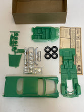 Load image into Gallery viewer, Jo-Han 1/25 Jo-Han '62 Chrysler  Open Box C4062