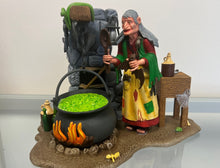Load image into Gallery viewer, Doll &amp; Hobby 1/10 The Witch 1463